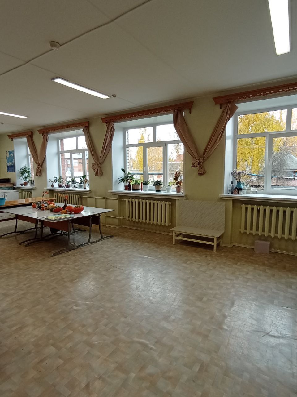 Замена     окон   в МБУДО «Якшур-Бодьинская ДШИ», расположенном по адресу: село Якшур-Бодья, ул. Центральная, дом 1..