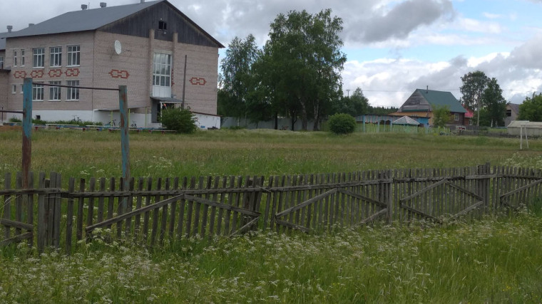 Комплексное благоустройство территории МБОУ Лынгинский СОШ в с. Лынга.